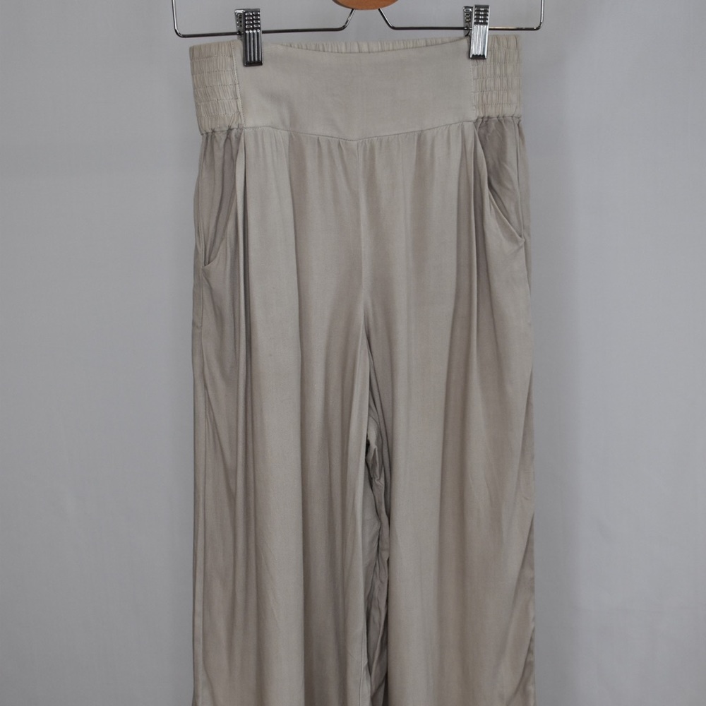 Aritzia Wide Leg Pants